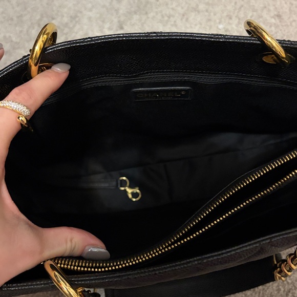 Chanel Grand Shopping Tote - Picture 9 of 17